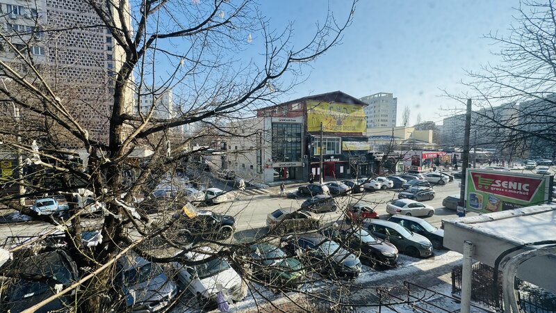 Dristor, Metrou, centrala proprie, apartament la pret de garsoniera,